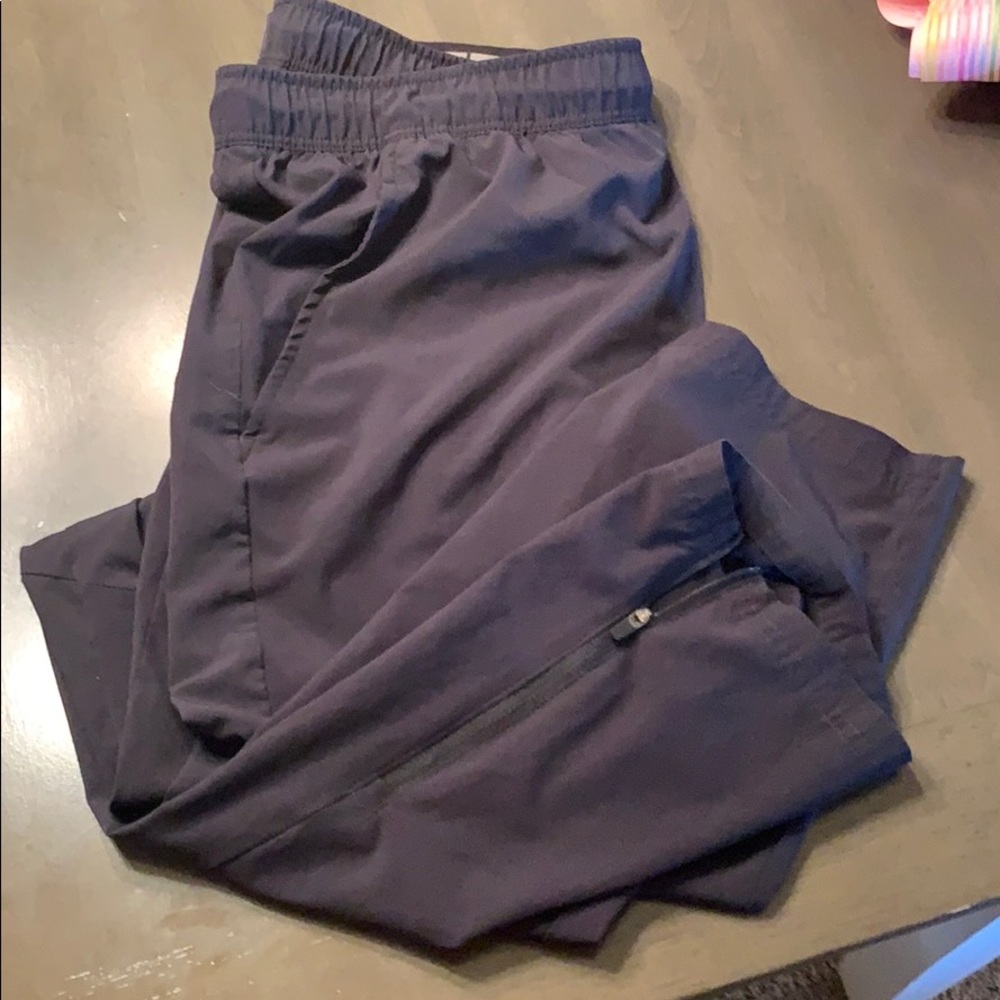 Men’s black basketball pants L8ProDrefend
